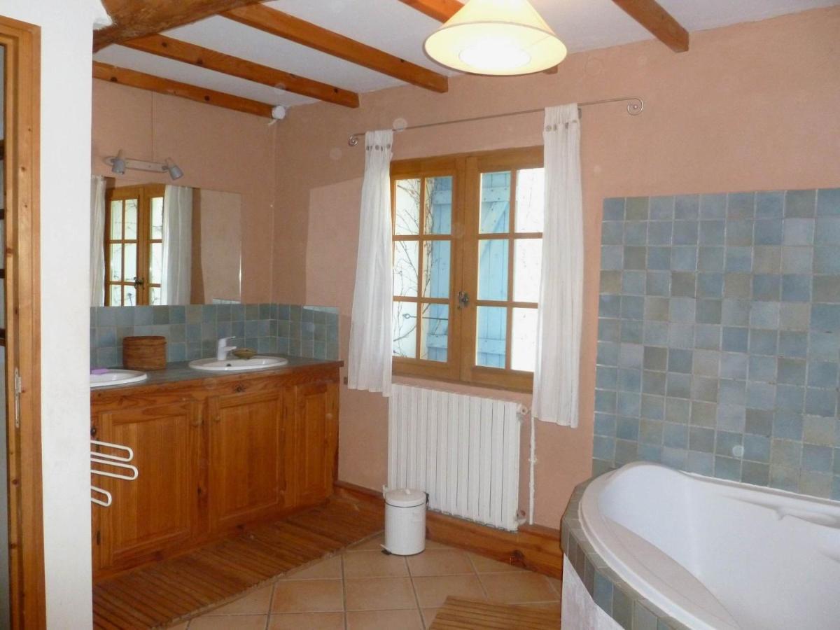 Campagne De Pre Grand Bed & Breakfast Saint-Etienne-les-Orgues Exterior photo